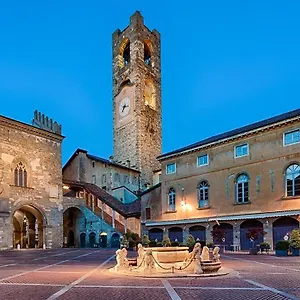 Smart Gold Elegant Style , Bergamo Italia
