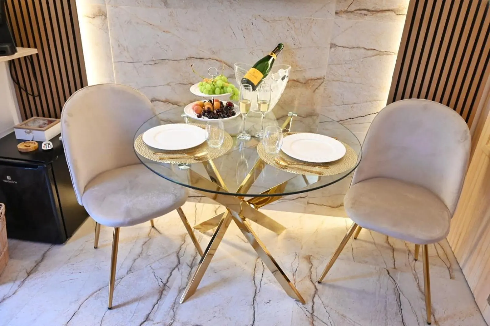Raquel Suite And Spa Palermo Apartment